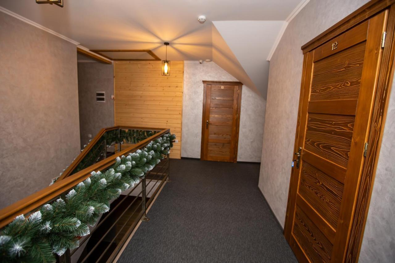 Князів Двір Hotel Boekovel Buitenkant foto