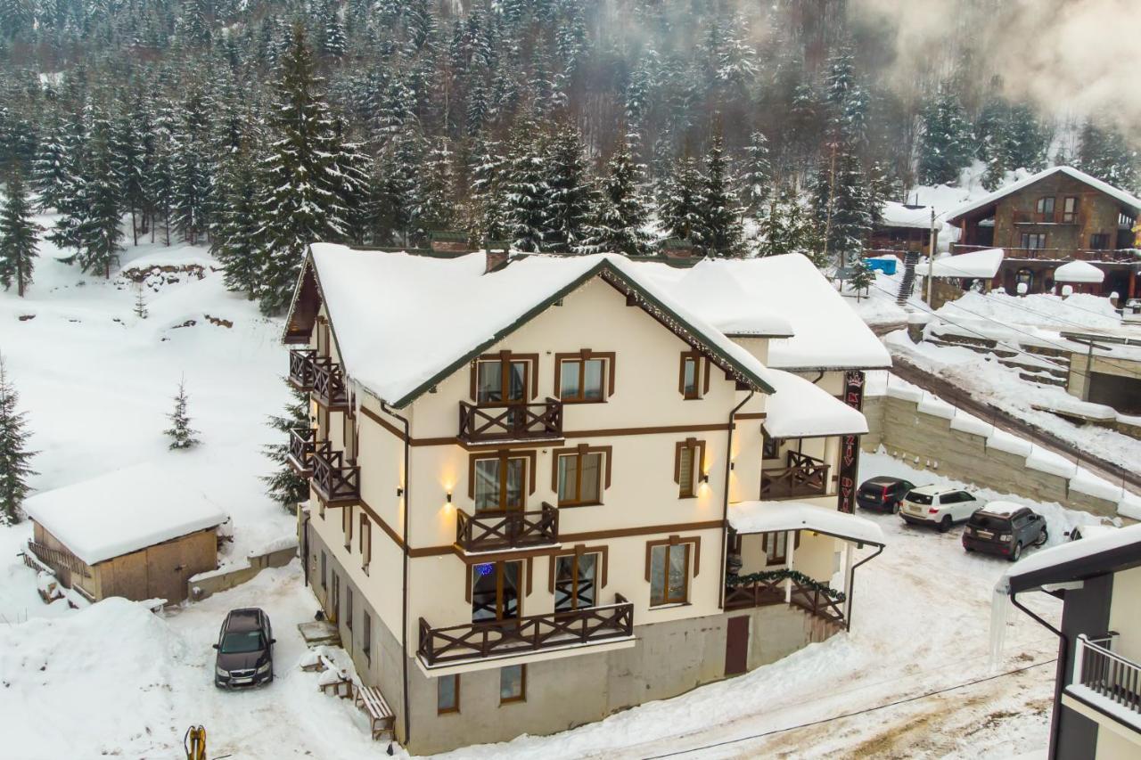 Князів Двір Hotel Boekovel Buitenkant foto